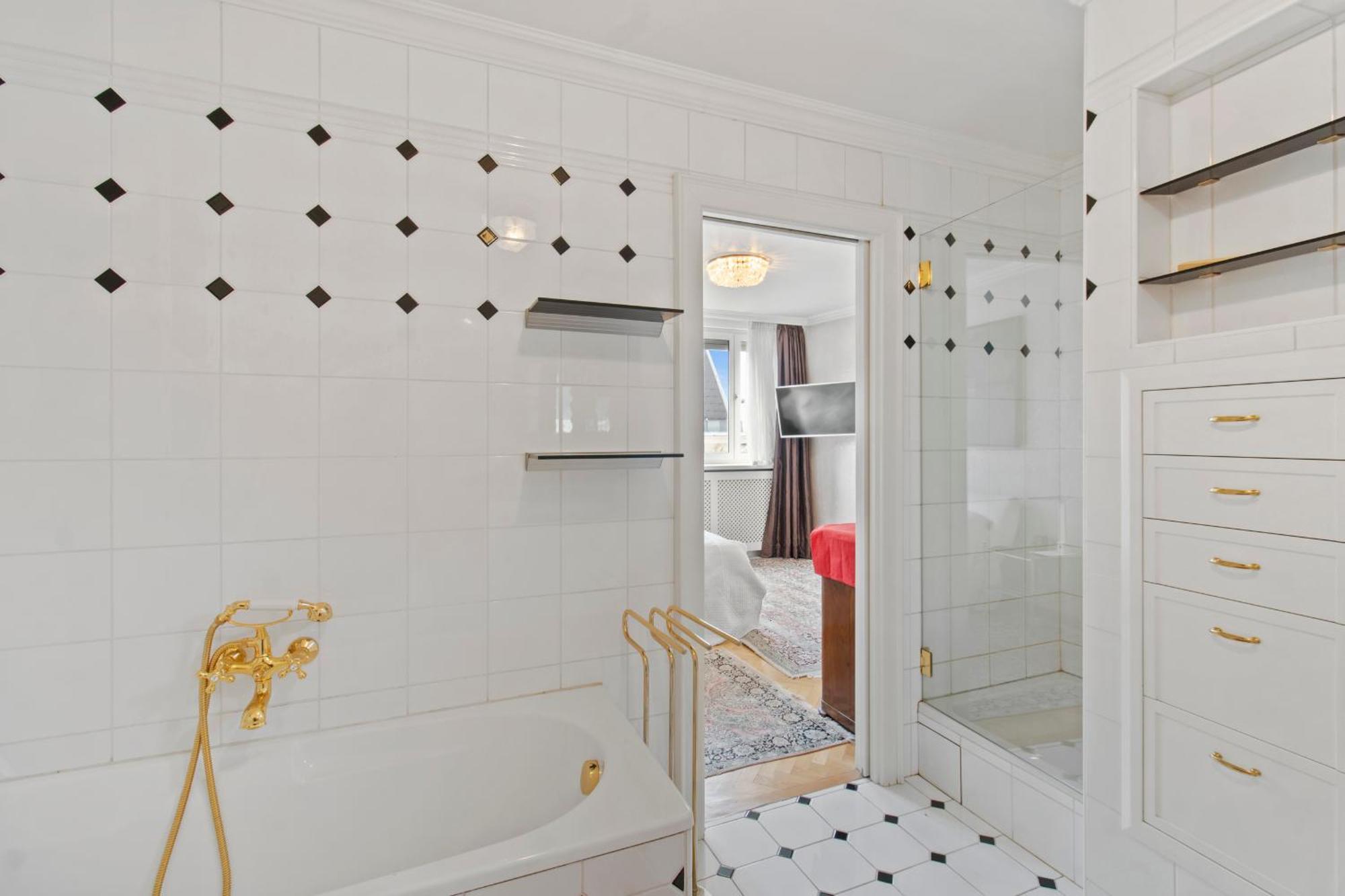 Spacious Penthouse With Stephen Cathedral View Appartamento